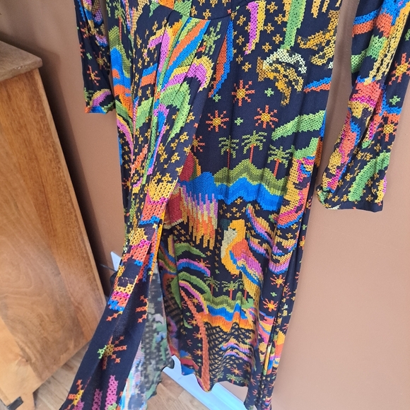 FARM Rio Macaw Island Maxi Dress - Picture 4 of 7
